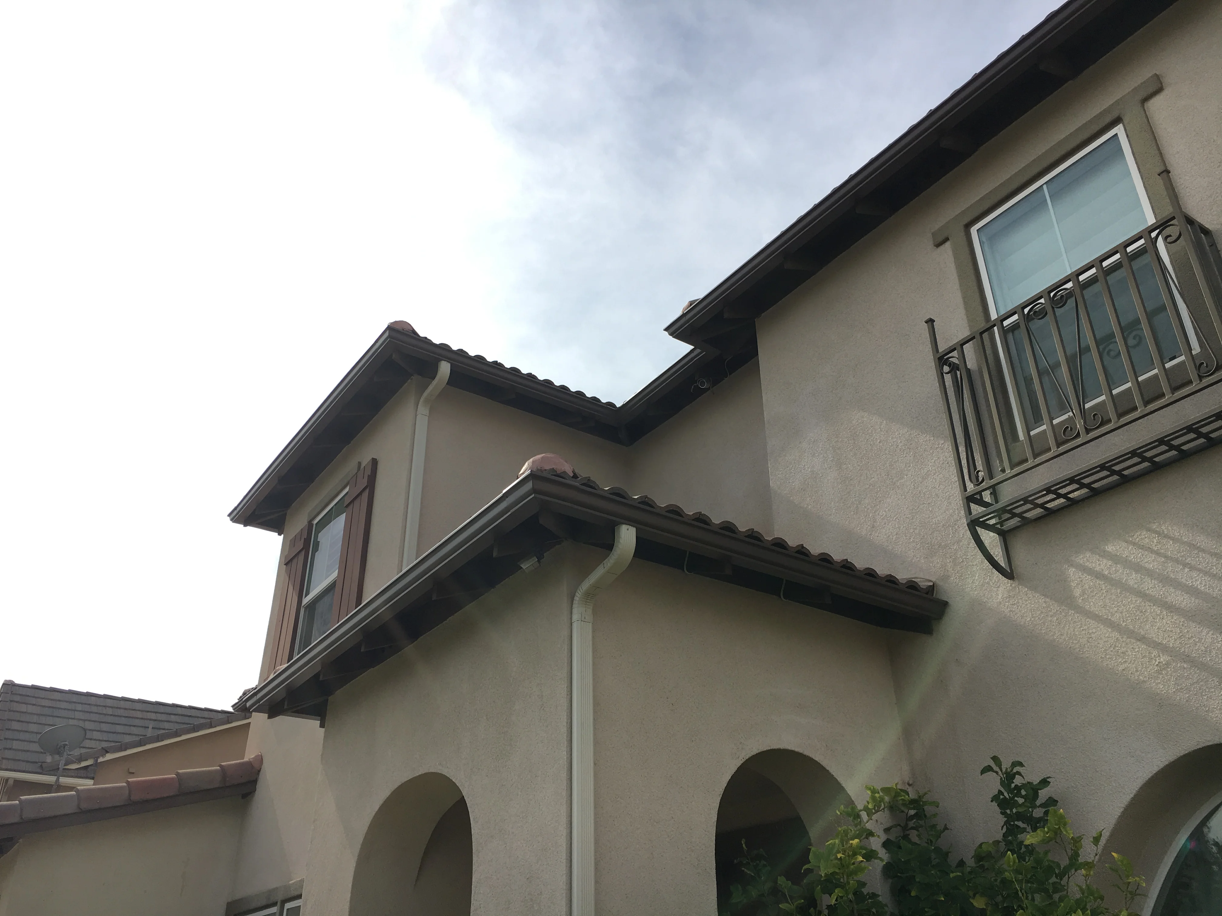 Seamless Gutter Installation